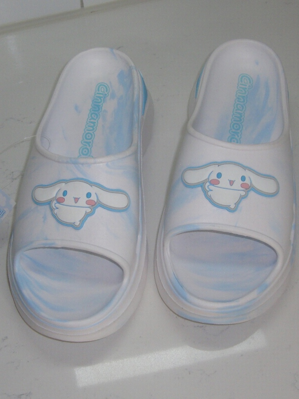 Cinnamoroll women's molded platform slides